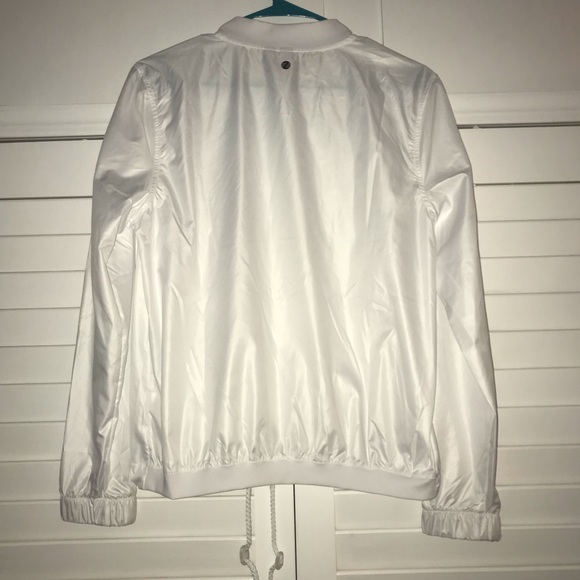 Zella wind breaker - Picture 2 of 3